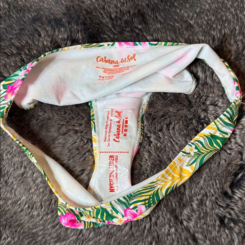 Tropical Print Ruffle Bikini Set - Picture 2 of 6